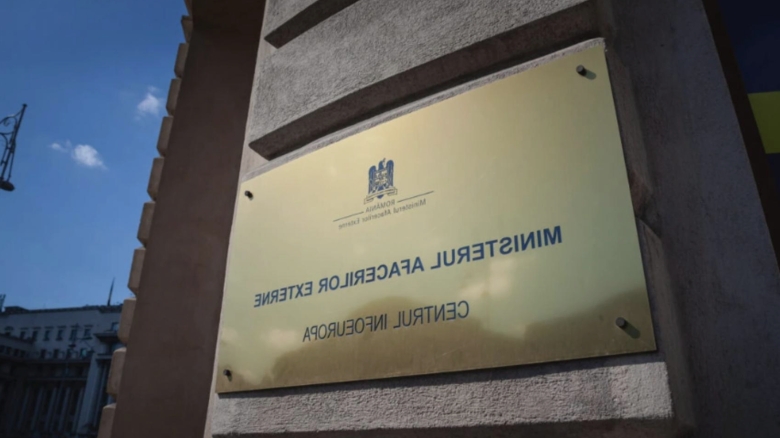 acuzatii soc in plina criza ministerul de externe sute de angajari fara concurs 68aeea784658f