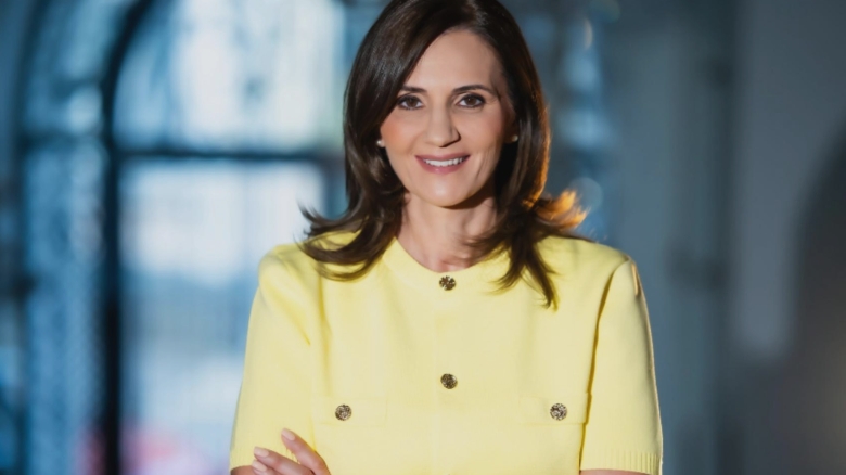 anca alexandrescu demasca jocurile murdare de la rtv cum se folosesc de imaginea lui calin georgescu pentru a manipula electoratul 68a716dbb9f43