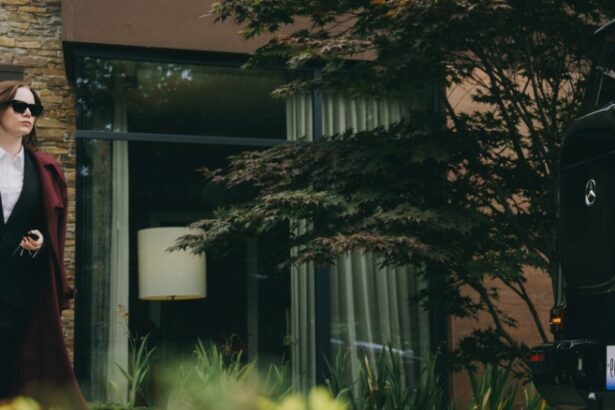 bugonia review emma stone and jesse plemons battle over doomed humanity in yorgos lanthimos loopy dark comedy about our planet in peril 68b093e358c5e