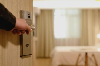 cele mai murdare locuri din camera de hotel cum le poti evita 68a7648fce4c1