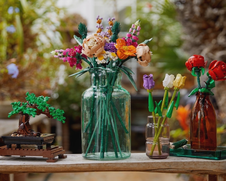 lego sales rise as parents steer children to activities away from smartphones 68aef4d65471d