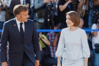 macron plimbat prin chisinau cu o masina inmatriculata in romania maia sandu ar fi cerut paza speciala din romania surse 68af62b57666f