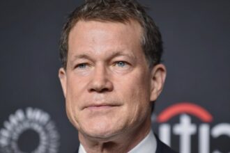 nip tuck star dylan walsh behind wheel issued tickets after car crash 68a7803f6bcea