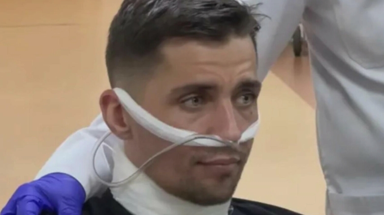 povestea cutremuratoare a unui soldat ucrainean care a supravietuit 5 zile dupa ce rusii i au taiat gatul 68af277bea5c8