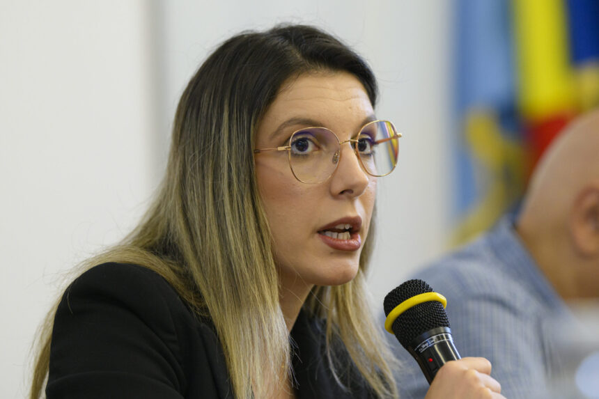 acordul de mediu pentru lucrarile de la hidrocentrala pascani lansat in dezbatere diana buzoianu urletele populistilor nu ma prea impresioneaza 68d64b4e09cae