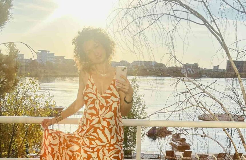 alian ioana stoica dWxOyRQbErCz22L5