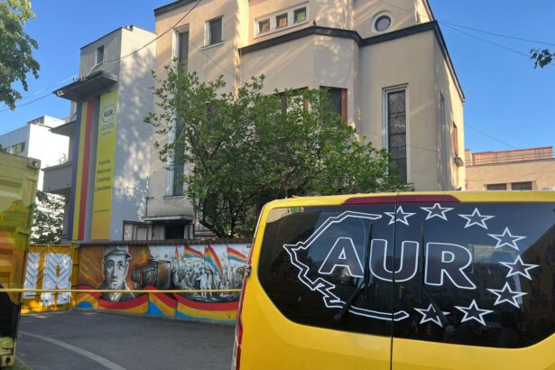 aur anunta ca se retrage din alegerile parlamentare din republica moldova cu doua zile inainte de scrutin cu cat era cotat partidul in sondaje 68d689774ee74