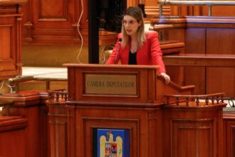 aur continua lupta impotriva guvernului saraciei astazi se voteaza motiunea simpla impotriva ministrului mediului 68d382cd8651a