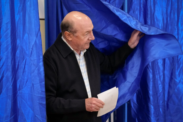 basescu a anuntat cand va cere cetatenia moldoveneasca 68d995e3ee99a