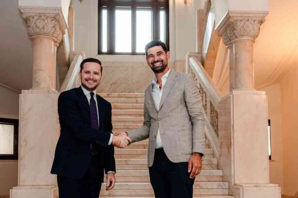 bujduveanu AzGM99jg6MCOovEP