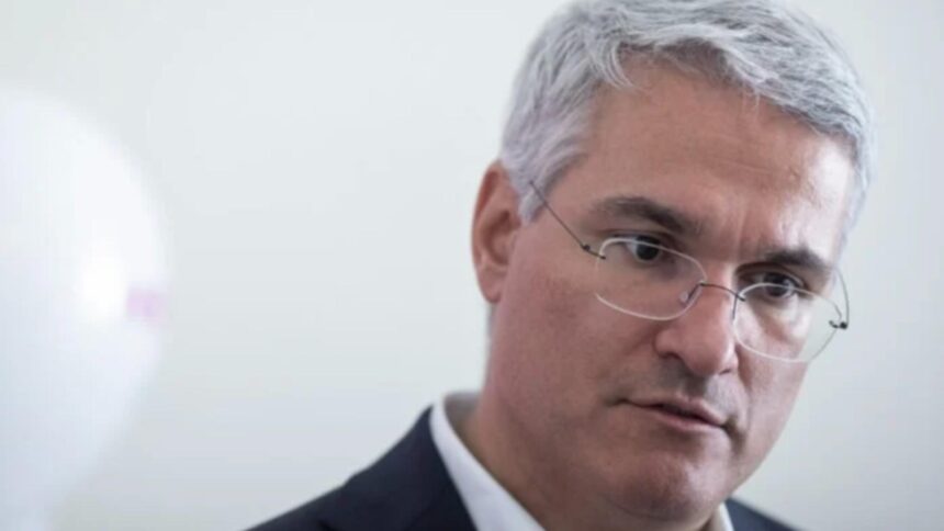 cine este dragos pislaru omul lui ciolos la ministerul fondurilor europene si cum foloseste vedetele internetului pentru imagine 68bffdef81686