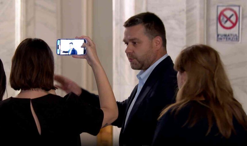 ciucu A85M6bn8bDtaOXLK