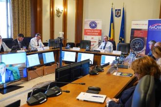 cum irigam financiar economia privata bani se gasesc e nevoie de infrastructuri care sa i organizeze si sa i dirijeze catre dezvoltarea inteligenta 68dc1364f06ea