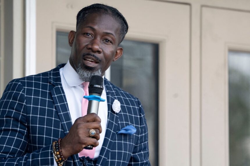 des moines revokes education license of school superintendent arrested by ice 68db09b4769b2