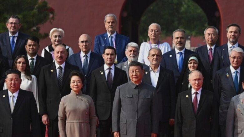 dictatorii surprinsi in timp ce vorbeau despre transplantul de organe si cum e sa traiesti 150 de ani video 68b861a59ada4