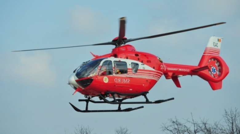 doi copii raniti intr un accident rutier grav pe dn 1 d in judetul prahova a fost solicitata interventia elicopterului smurd 68b5d0fa8944c