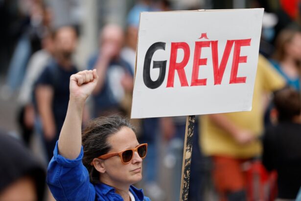 france braces for day of strikes amid political crisis 68cbba79a1ae5