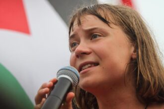 greta thunberg se plange nava cu care se indrepta spre gaza i ar fi fost atacata de o drona ancheta arata ca a fost autosabotaj 68c051ac6b56a