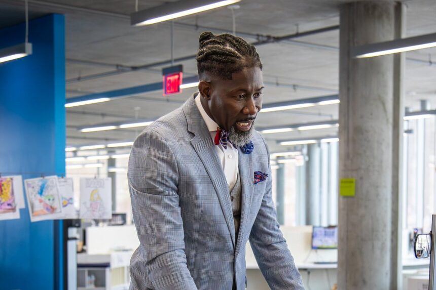 ice detains superintendent of iowa school district with no information as to why 68d6f0f316050