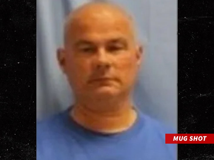 instagram famous cop with 1 million followers arrested for domestic battery 68c6f1f117048