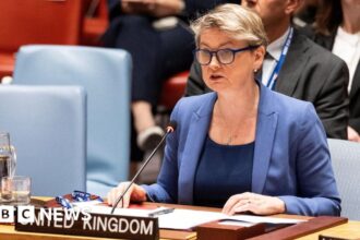 iran warned not to escalate tensions as un sanctions reimposed 68d8c2909ad77