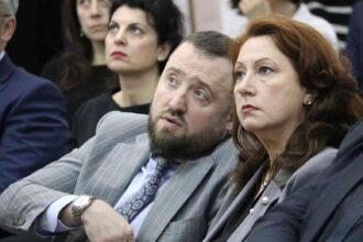 marius voineag AVL7Z50Xl3c7pXLX