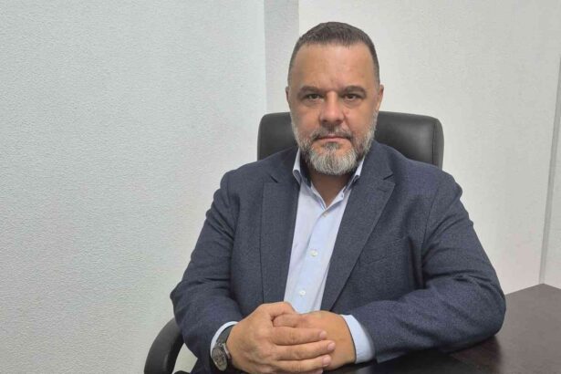 mihai dragan YKbln4oaPGHj913k