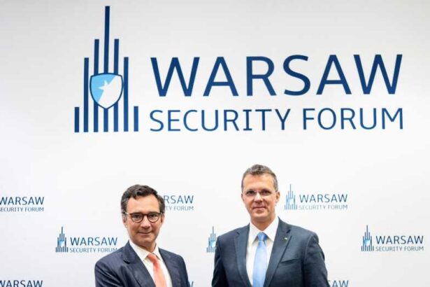 ministrul apararii intrevedere cu presedintele adunarii parlamentare a nato la forumul de securitate de la varsovia 68dae2fc780f6