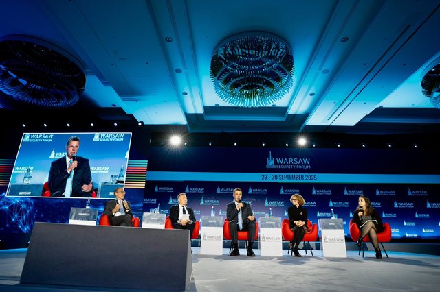 ministrul apararii la forumul de securitate de la varsovia daca vrem o europa sigura flancul estic trebuie sa fie puternic 68dacb96d0c86