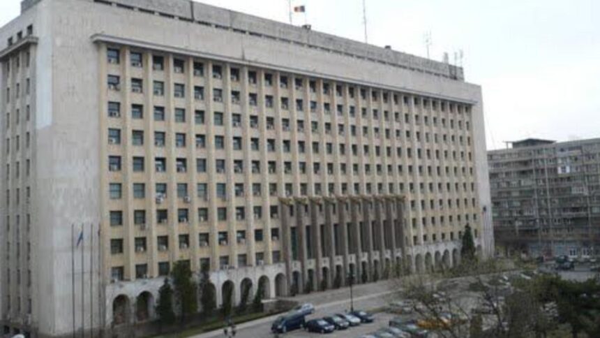 ministrul transporturilor ii da afara pe angajatii metrorex din palatul cfr puteti sa va mutati in subteran 68d192f8aeaf1