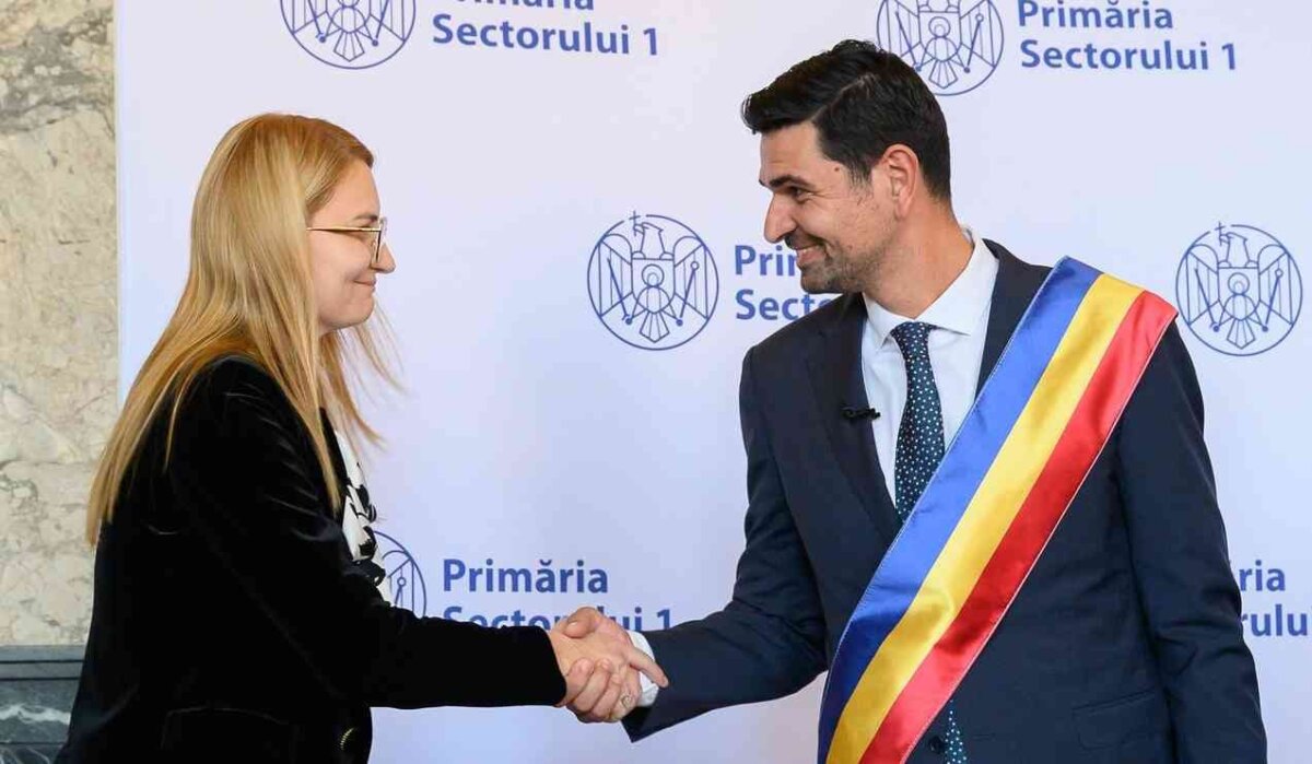 mirona Aq2WqeW2zXfXJQqr