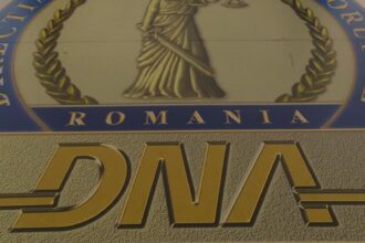 mita de o jumatate de milion pentru un contract de drumuri primar acuzat ca a primit banii de la administratorul unei firme de constructii 68d142268a043
