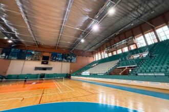 neamt sala polivalenta din piatra neamt reabilitata energetic cu fonduri elvetiene nerambursabile 68db689392009