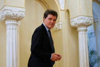 nicusor dan admite influenta sri in deciziile din domeniul politic si economic 68d59de948a17