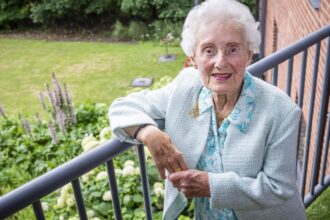 Secretul vieții îndelungate: cele două obiceiuri simple ale unei britanice de 105 ani 21 o britanica de 105 ani dezvaluie cele doua obiceiuri simple care i au adus longevitatea 68bf3edda7b45