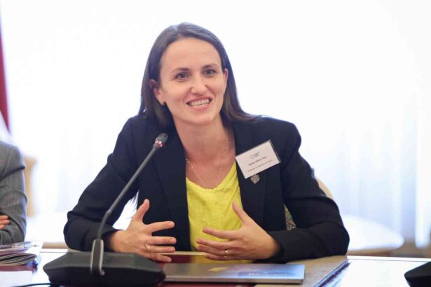 oana toiu Aq2JGq68vvfR4bNK