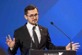 pavel popescu A0xjgVB39Nf74g3Z