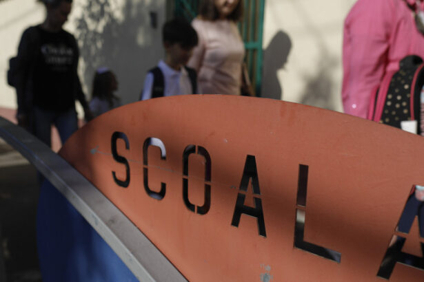 peste 18 milioane de copii vor primi zilnic produse alimentare guvernul continua programul pentru scoli al ue pana in 2029 68d55813db759