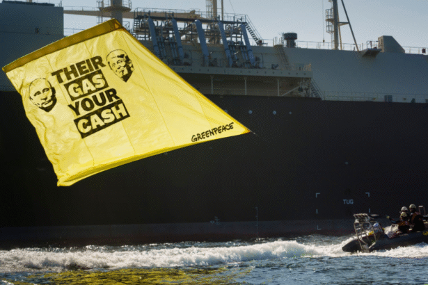 raport greenpeace ue a cheltuit mai multi bani pentru gazul rusesc decat pentru sprijinul ucrainei 68db5dbe341e4