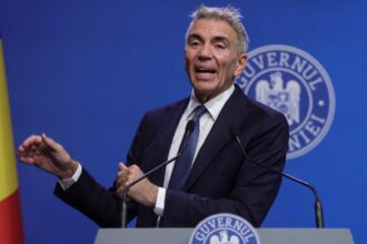 rizea arunca bomba anastasiu a primit spaga intr un complex rezidential de la marginea bucurestiului video 68cd56f0254a7