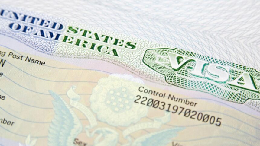 sua i ar putea lasa fara vize pe cei care se bucura de moartea lui charlie kirk ce formatori de opinie din romania risca sa fie luati in vizor 68c45bdbd43a0