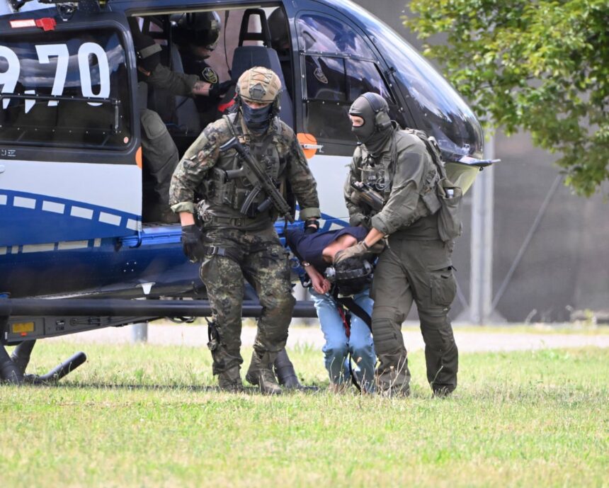 syrian man gets life imprisonment for stabbings in german city of solingen 68c1a6b885d41