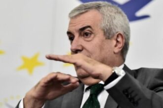 tariceanu face praf programul de austeritate al lui bolojan a luat exact masurile care ingroapa economia 68cba69605144
