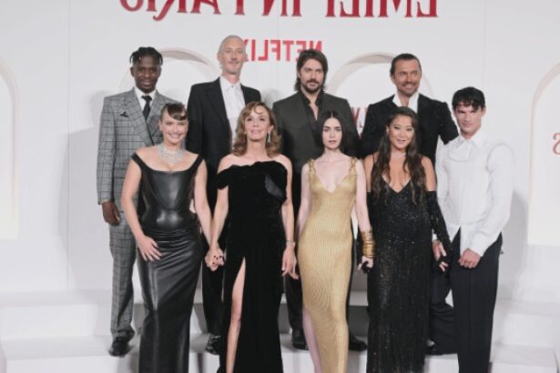 tragedie pe platoul serialului emily in paris un asistent de regie a murit in timpul filmarilor 68b872c760a29