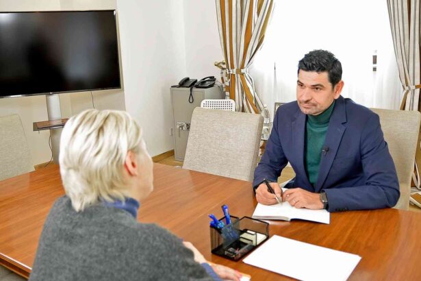 tuta mp8Wy3g1N6IbKL9n