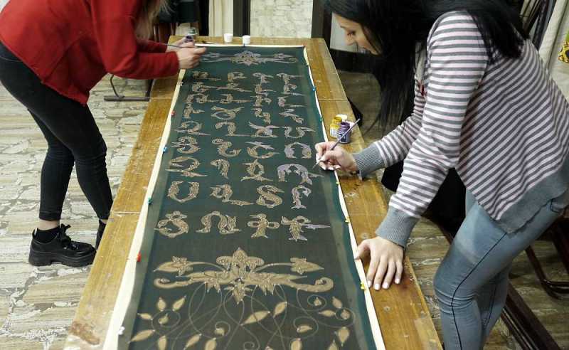 12 octombrie ziua limbii alfabetului si culturii armene 68eb4502e1d47