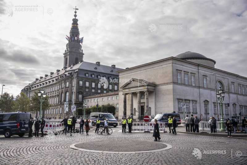 a saptea reuniune a comunitatii politice europene la copenhaga 2 octombrie 68de2c68ee74d