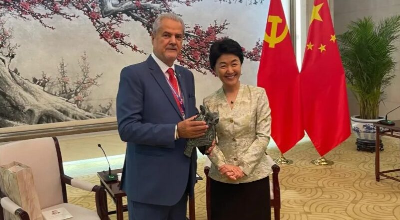 adrian nastase despre vizita in china mi ar fi placut sa stau in fata lui putin sau a lui kim 68dd48c301525