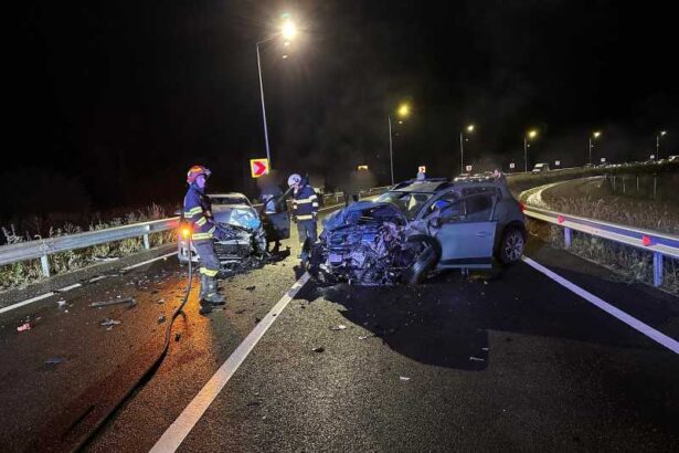 arges trei persoane ranite intr un accident produs pe un pasaj la capatul autostrazii a1 68e4aea1819c7