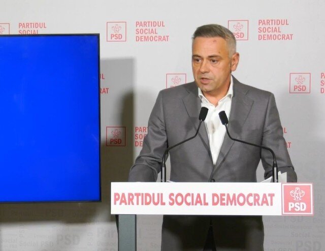 aur l a chemat pe ministrul agriculturii florin barbu luni la ora guvernului in plenul camerei deputatilor la dezbaterea micii producatori agricoli in pragul falimentului 68dd0d48d8521